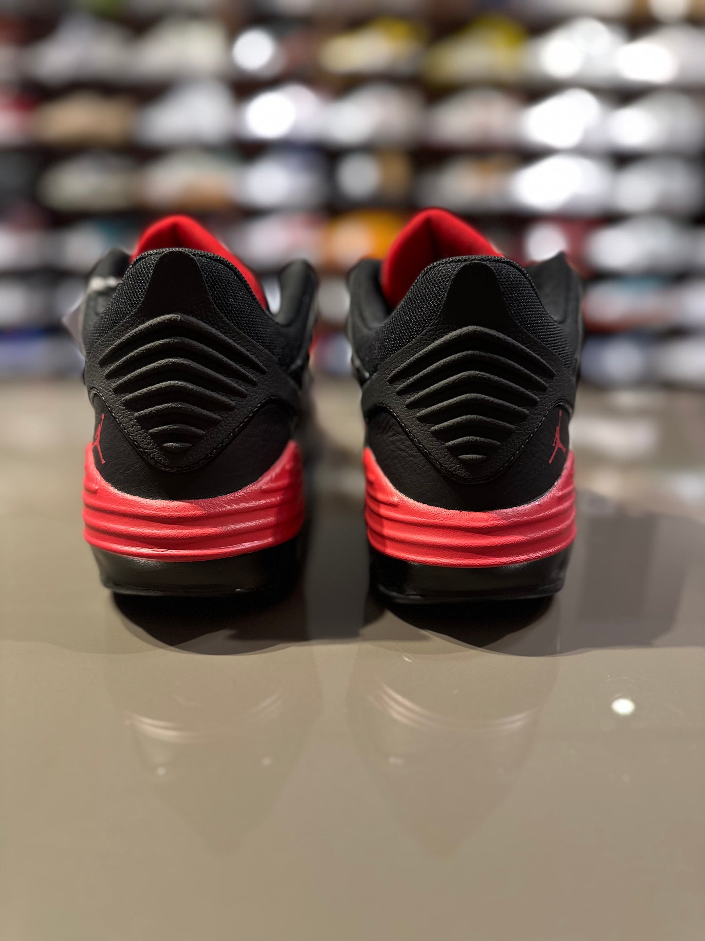 Jordan Max Aura 5 DZ4353 006 40