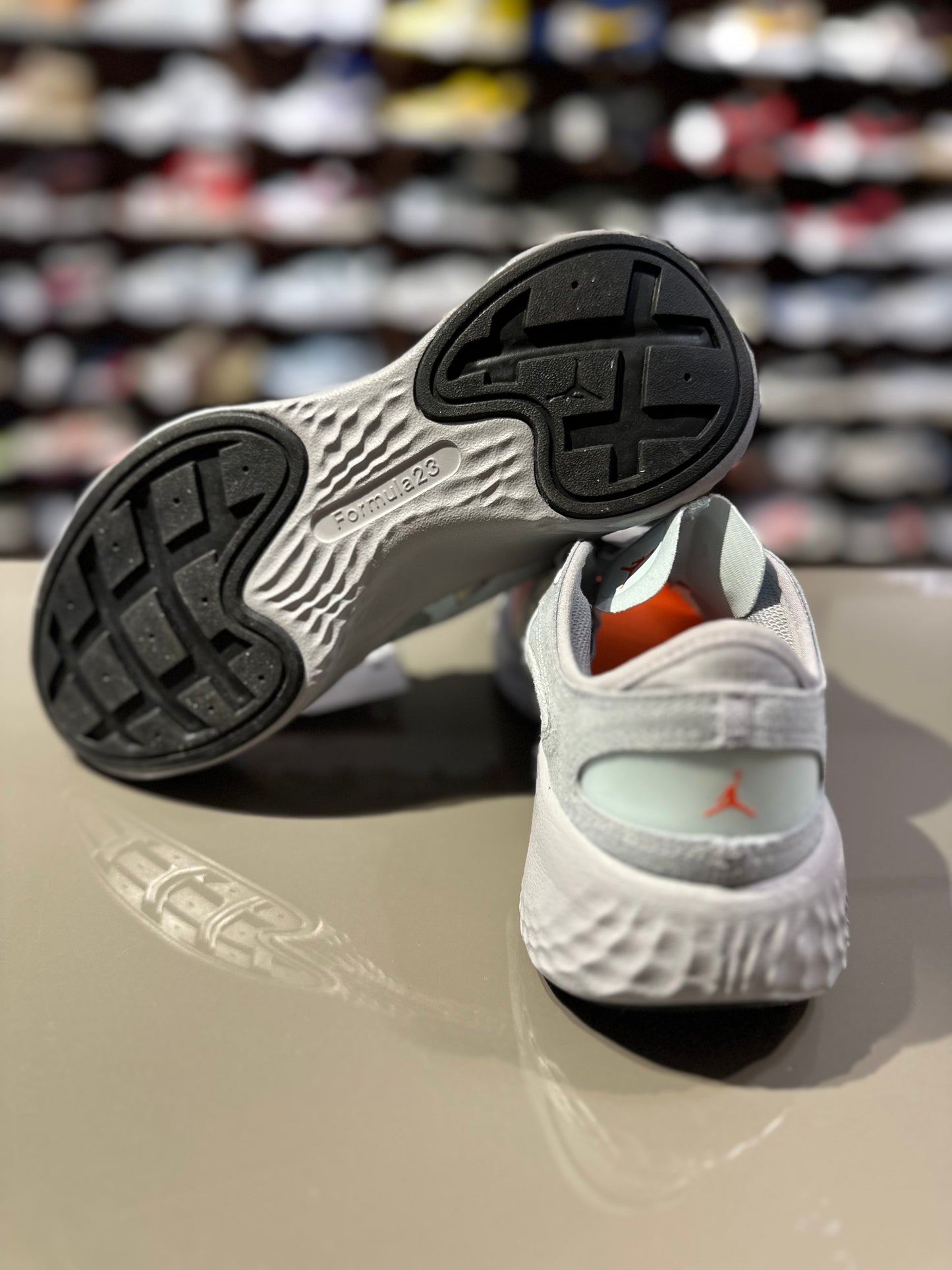 Nike Delta 3 Low DQ4982 080 38