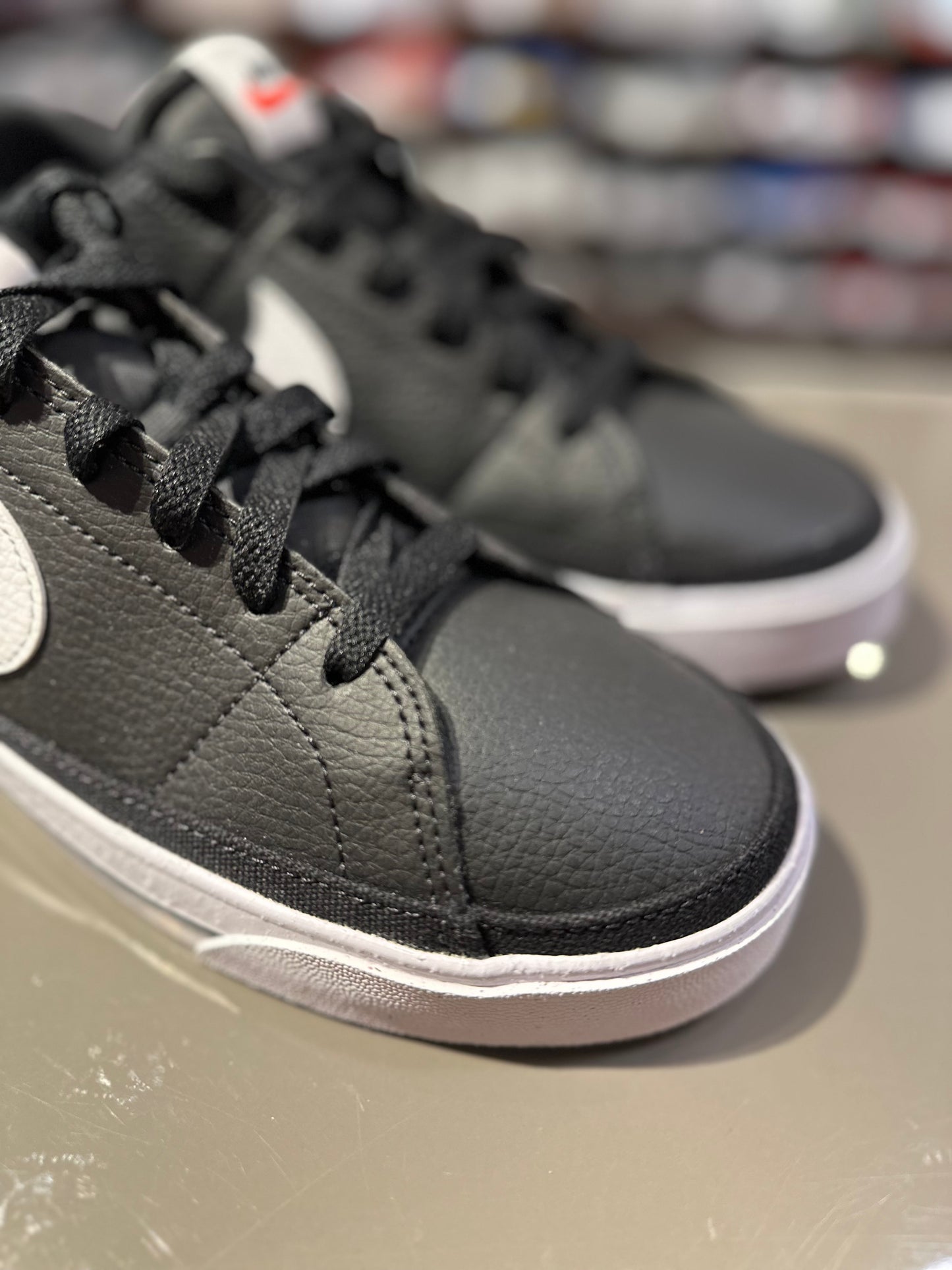 Nike Court Legacy DH3162 001 40.5