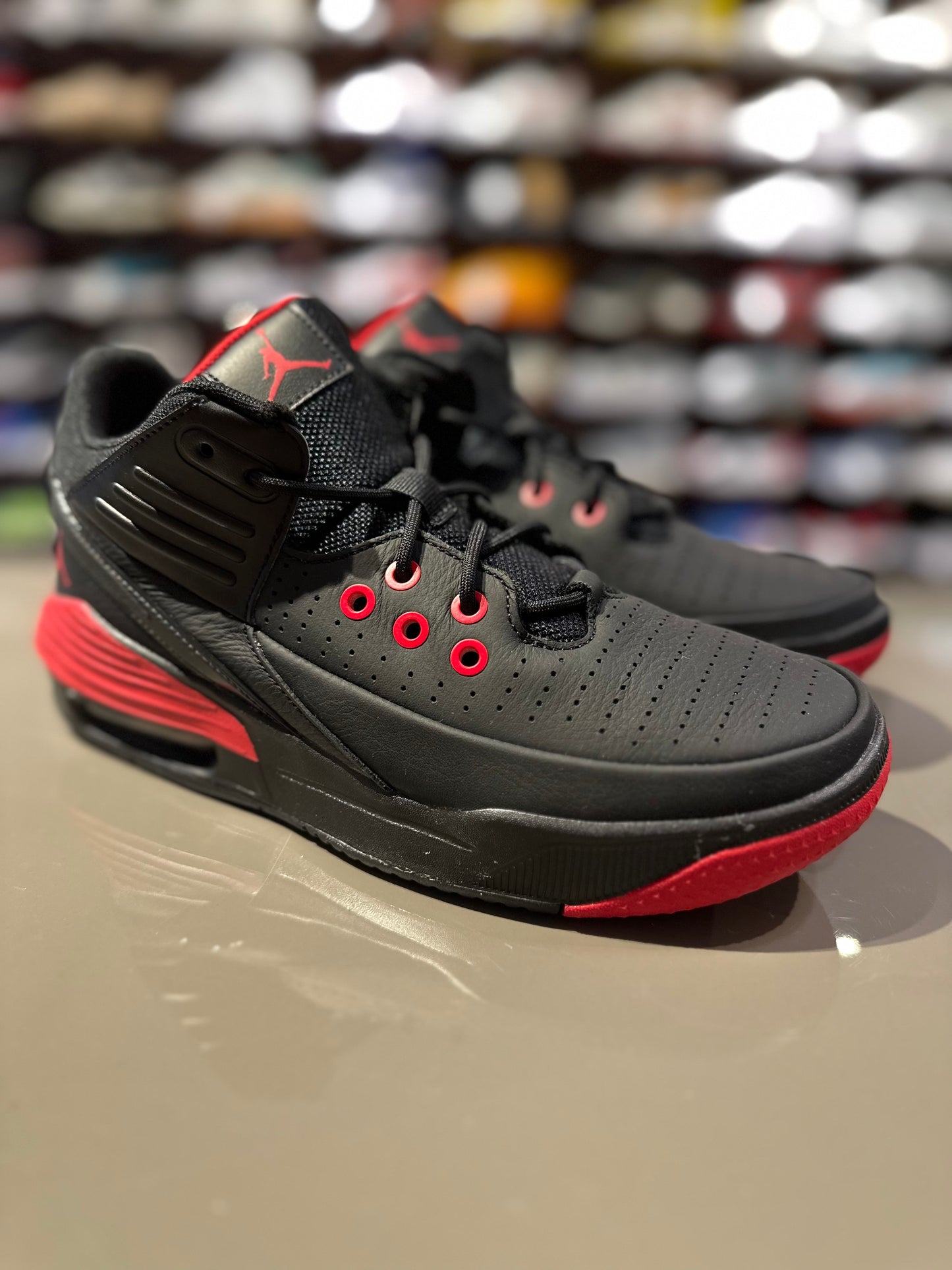 Jordan Max Aura 5 DZ4353 006 40