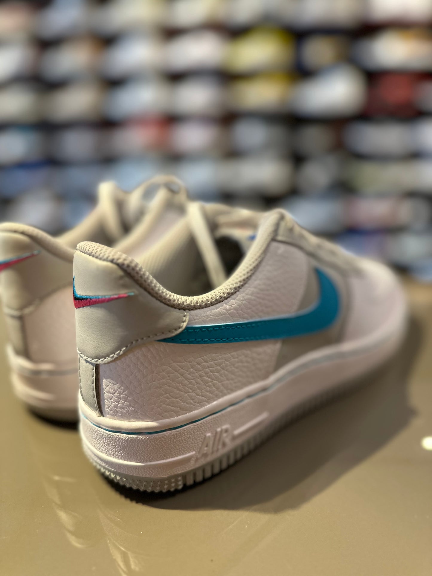 Nike Air Force 1 LV8 EMB DJ9993 100 38